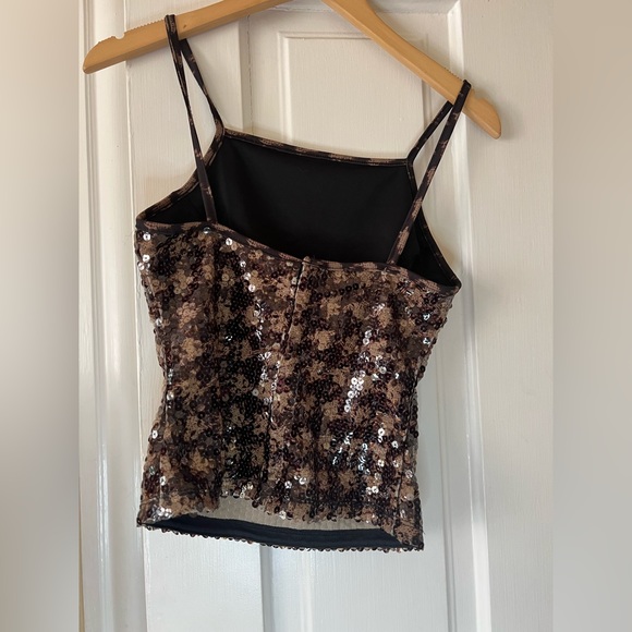 Express Top - Picture 2 of 2